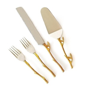 Long Lasting Stainless Steel <b>Cake</b> <b>Server</b> with Gold Finished Suitable for Wedding Receptions and Anniversary celebrations - Product Image 5