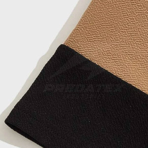 เสื้อยืดและกางเกงขาสั้นชุดลำลองผู้ชายคุณภาพสูงขายดี พิมพ์โลโก้ได้ตามต้องการ ระบายอากาศได้ดี ผลิตจากโพลีเอสเตอร์/คอตตอน สำหรับฤดูร้อน ลดราคา - Product Image 4