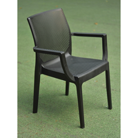 Chaise de jardin carrée traditionnelle en plastique moulé massif avec accoudoirs – Confort extérieur écologique, empilable et portable pour le jardin