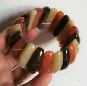Bracelet large extensible en perles de résine multicolores faites à la main pour les femmes Bracelet élastique épais à la mode pour la mode, la fête, les amoureux des bijoux - Product Image 2