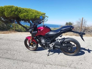 Motocicleta Deportiva Usada CB125R 2024 de 125cc con Parabrisas y Motor sin Escobillas, Velocidad Máxima Superior a 80 km/h, Lista para la Venta - Product Image 5