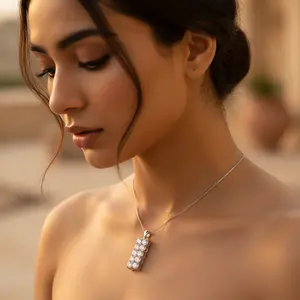 Pendentif en argent 925 avec zircone cubique pour femmes, pendentifs et breloques en cristal pour un usage quotidien - Product Image 1