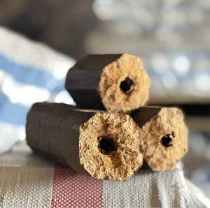 Briquetas de Madera para Calefacción de Chimeneas y Estufas - Product Image 2