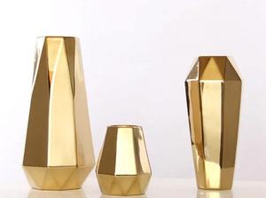 Vase à fleurs moderne en fonte d'aluminium, jardinière décorative en métal pour l'intérieur et les mariages - Product Image 2