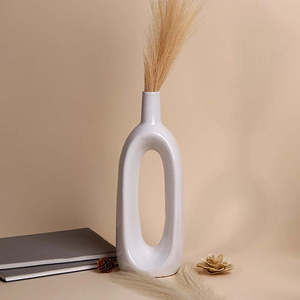Jarrón de Cerámica Blanco Aura, Hecho a Mano, Estilo Chino Tradicional, Diseño Minimalista Moderno Rústico, Decoración para el Hogar, Uso en Mesa - Product Image 3