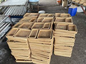 ราคาที่ดีที่สุดสำหรับตะกร้าถาดหวายมีสไตล์: ตะกร้าสานพร้อมที่จับทำจากเวียดนามราคา99 GD - Product Image 3