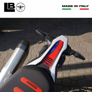 Adesivo Protettivo 3D in Gel Resina per Coda Moto BMW F900 GS 2024 - Product Image 3