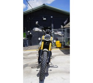 Triumph <span class=keywords><strong>Scrambler</strong></span> <span class=keywords><strong>1200</strong></span> <span class=keywords><strong>XE</strong></span> ปี 2026 ใหม่ล่าสุด รถมอเตอร์ไซค์สแครมเบลอร์สไตล์โมเดิร์นคลาสสิค ขนาด 1160 ซีซี  ใช้ได้บนถนนสาธารณะ ความเร็วเกิน 80 กม./ชม. - Product Image 2