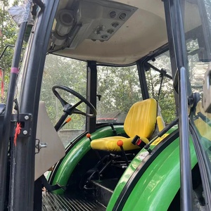Fournisseur en gros de tracteurs à roues motrices 4x4 1404 de 185 CV, en parfait état, avec moteur, boîte de vitesses, pompe et roulement. - Product Image 2