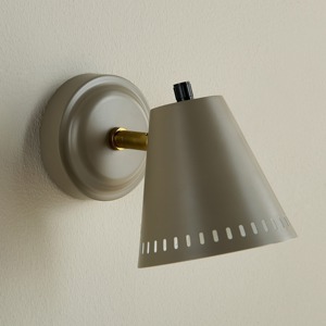 Hermosa lámpara de pared artística de metal con diseño elegante y brillo cálido para mejorar los interiores modernos del hogar - Product Image 5