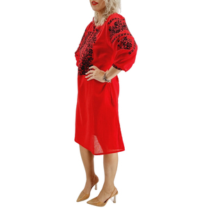 Las mujeres bordadas de manga larga usan hasta la rodilla bordado exclusivo vestido Ucraniano - Product Image 2