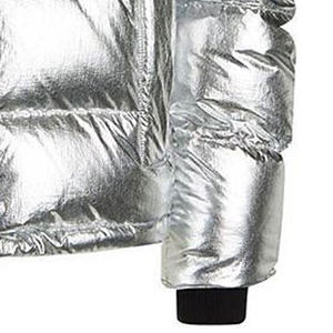 Vente en gros de haute qualité logo personnalisé col montant imperméable veste à bulles pour hommes hiver avec finition brillante et motif solide - Product Image 4