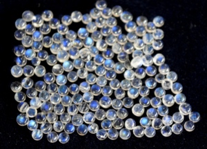 Pierre de lune arc-en-ciel naturelle AAA ronde 10mm Cabochon dos plat-Pierre de lune arc-en-ciel ample bleu Flashy pierre précieuse de qualité supérieure - Product Image 4