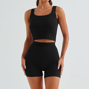 Venta al por mayor de ropa deportiva de gimnasio de alta intensidad para las mujeres de cuello alto de yoga camisetas sin mangas sujetadores deportivos acolchados dobladillo largo estampado de yoga Tallas grandes - Product Image 1