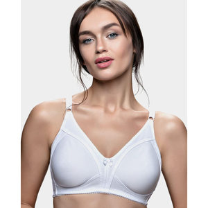 Soutien-gorge sans fil en polaire 320 pour femmes en blanc/noir/beige, confortable et respirant avec fermeture à crochet et logo sur la bonnette - Product Image 3