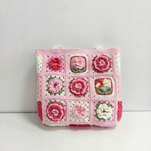Bolso de Hombro de Ganchillo Hecho a Mano al por Mayor de Fábrica, con Bonito Patrón de Rosas - Product Image 1
