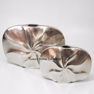 Nouveaux vases incroyables en gros couleur argent ensemble de 2 tailles et formes personnalisées et gravés personnalisés disponibles au prix le plus bas - Product Image 1