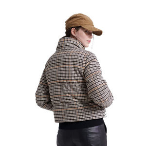 Dernier design, vestes matelassées pour femmes en toile respirante, couleur personnalisée, chaudes, à capuche, écologiques, imperméables, rembourrées de coton, de haute qualité - Product Image 5
