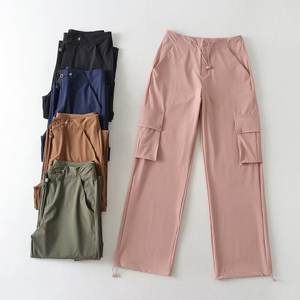 Pantalones cargo fáciles de lavar para mujer en el mejor diseño con logotipo personalizado Precio barato Material de alta calidad Pantalones cargo para mujer con bolsillos - Product Image 1