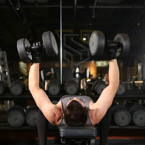 Meilleure vente Gants de fitness unisexes demi-doigts antidérapants de haute qualité Logo personnalisé Nouvelle arrivée Sports de protection des mains en cuir - Product Image 6