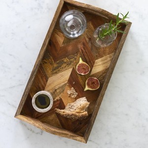 Plateau de service à chevrons en bois d'acacia et de manguier Plateau décoratif en bois avec poignées pour servir des boissons collations petit-déjeuner dans la cuisine - Product Image 3