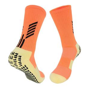 Calcetines deportivos de algodón suave de alta calidad para correr y ciclismo Diseño personalizado disponible para entrenamiento de invierno-Venta al por mayor - Product Image 4
