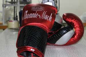 Guantes de Boxeo de Primera Calidad para Entrenamiento y Competición, Guantes de MMA para Kickboxing, Dedos Completos, Duraderos, de Cuero Vacuno - Product Image 6