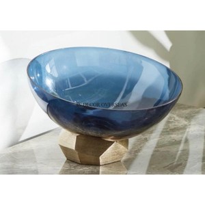 Look attrayant bol de forme ronde miroir en verre de couleur bleue avec base en métal robuste plaqué or pour décor de Table de mariage et de fête - Product Image 1
