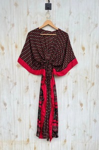 Caftan élégant et écologique en poly soie pour les femmes, longue couverture de plage, tenue de vacances bohème, style décontracté, vêtements de villégiature - Product Image 4