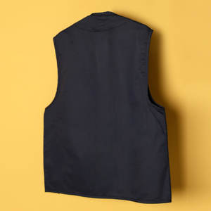 Gilet de pêche de sécurité pour hommes en polyester réfléchissant la lumière Capuche détachable personnalisée Gilet de chasse sans manches pour hommes - Product Image 4