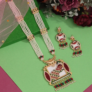 Conjunto de joyas de latón de aspecto elegante chapado en oro Rajwadi tradicional indio con pendientes - Product Image 3