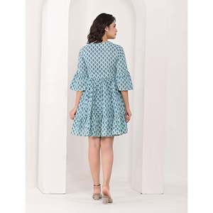 Vestido de algodón con estampado de bloques y cintura imperio, casual y transpirable, con diseño de aberturas, ideal para el día del club o días festivos. Tallas disponibles: XS-5XL. - Product Image 5