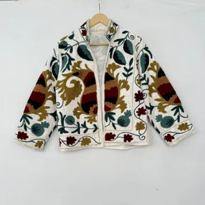 Chaqueta de bordado Suzani hecha a mano, abrigo corto de algodón bohemio, chaqueta Suzani vintage, Suzani Chaqueta corta, tela TNT - Product Image 2
