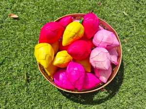 Décor d'arbre de Noël en bois Sola écologique ornement de pièce maîtresse de vacances naturelle avec des bourgeons de Lotus cadeau floral pour la décoration intérieure - Product Image 2