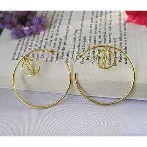 Pendientes de Aro Chapados en Oro con Diseño de Corazón de Perla y Diamante - Product Image 3