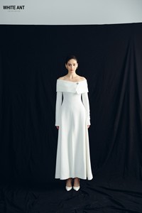 Style élégant robes longues pour femmes sans épaule vêtements pour femmes robe Lynne tissu en jersey mélangé de coton blanc usine du Vietnam - Product Image 6