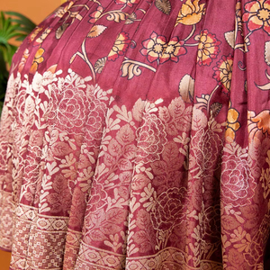 ชุดปาร์ตี้ส่าหรีพิมพ์ลายกาลัมคารีที่สวยงาม - Product Image 1