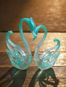High Quality Modern Resin Swan Decorative Statue Elegant Figurine Durable Eco-Friendly Handicraft for Home Office Living Room - Product Image 2