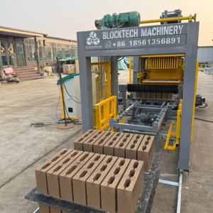 Machine hydraulique QT4-15 pour la fabrication de <span class=keywords><strong>blocs</strong></span> en béton |   Ligne de production - Product Image 1
