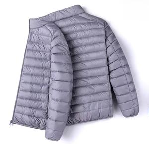 เสื้อแจ็คเก็ตกันลมสำหรับผู้ชายผ้าแคนวาสออกแบบโลโก้ได้ตามต้องการ - Product Image 1