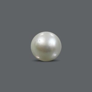 Perle blanche naturelle de 6,4 carats pour la fabrication de bijoux - Product Image 1