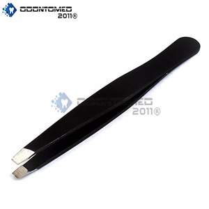 OdontoMed 2011 Pinzas Profesionales de Precisión para Cejas de Acero Negro con Punta Inclinada Antiestática y Ecológicas para Depilación y Maquillaje - Product Image 3