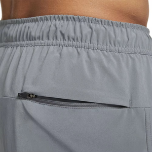 Shorts de rue pour hommes Shorts amples personnalisés Shorts décontractés respirants pour hommes Shorts en jean avec service OEM Tarif de gros personnalisé - Product Image 5