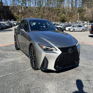 LEXUS IS 350 2023 EN PARFAIT ÉTAT - Product Image 2