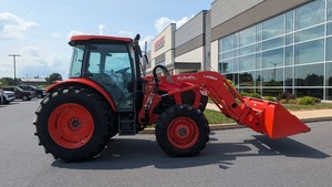 Tracteur à roues Kubota L3560 4WD, couleur rouge, transmission par engrenages, 60 CV, multifonctionnel, utilitaire agricole avec pelle avant - Product Image 6