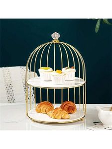 Elegante y moderno soporte de metal para pasteles con líneas limpias y base equilibrada, ideal para mesas de postres, exhibiciones de pasteles y cenas - Product Image 2