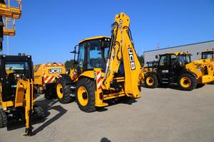 Retroexcavadora JCB 4CX Original de calidad Maquinaria de construcción de segunda mano Cargador frontal de construcción a la venta - Product Image 5