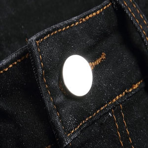 กางเกงยีนส์สีดำของผู้ชายใหม่กางเกงขาสั้นสีดำกางเกงยีนส์ผ้าฝ้าย100% ดีไซน์มีลาย - Product Image 4