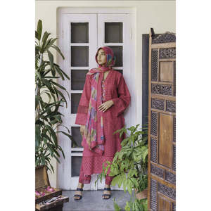 Colección de Ropa India y Pakistaní Blossom Dream - Product Image 3