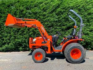 Tracteur utilitaire Kubota B2530 – Tracteur agricole compact 4x4 de 25 CV à vendre - Product Image 4